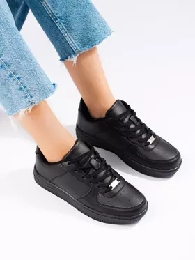 Klasické čierne dámske športové topánky