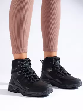 Pohodlné dámske trekové topánky s vysokým zvrškom DK čierne